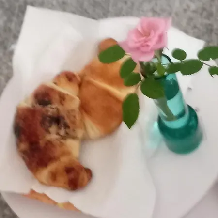 Sweet Rosa Bed & Breakfast